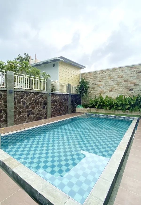 DSH POOL